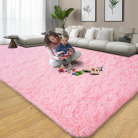 qulint no-shedding shag rug keeps floors clean.