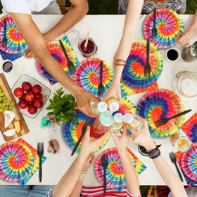 Qyeahkj tie-dye party packaging box keeps contents organized.