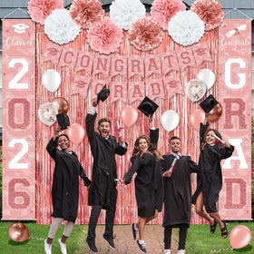 Ragnhild 2026 foil balloons decorate centerpieces and photo areas