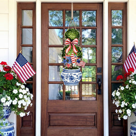 RattanView four-th of july door hanger for indoor or outdoor use.