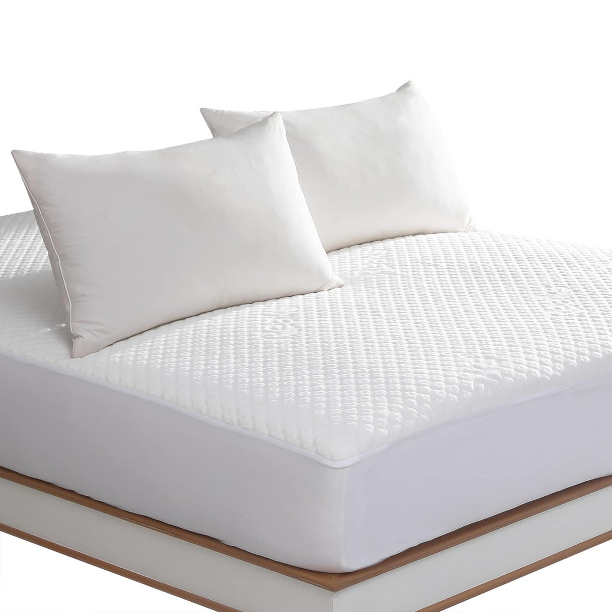 Reaks king-size waterproof mattress protector with deep pocket protects an 18-inch mattress from spills
