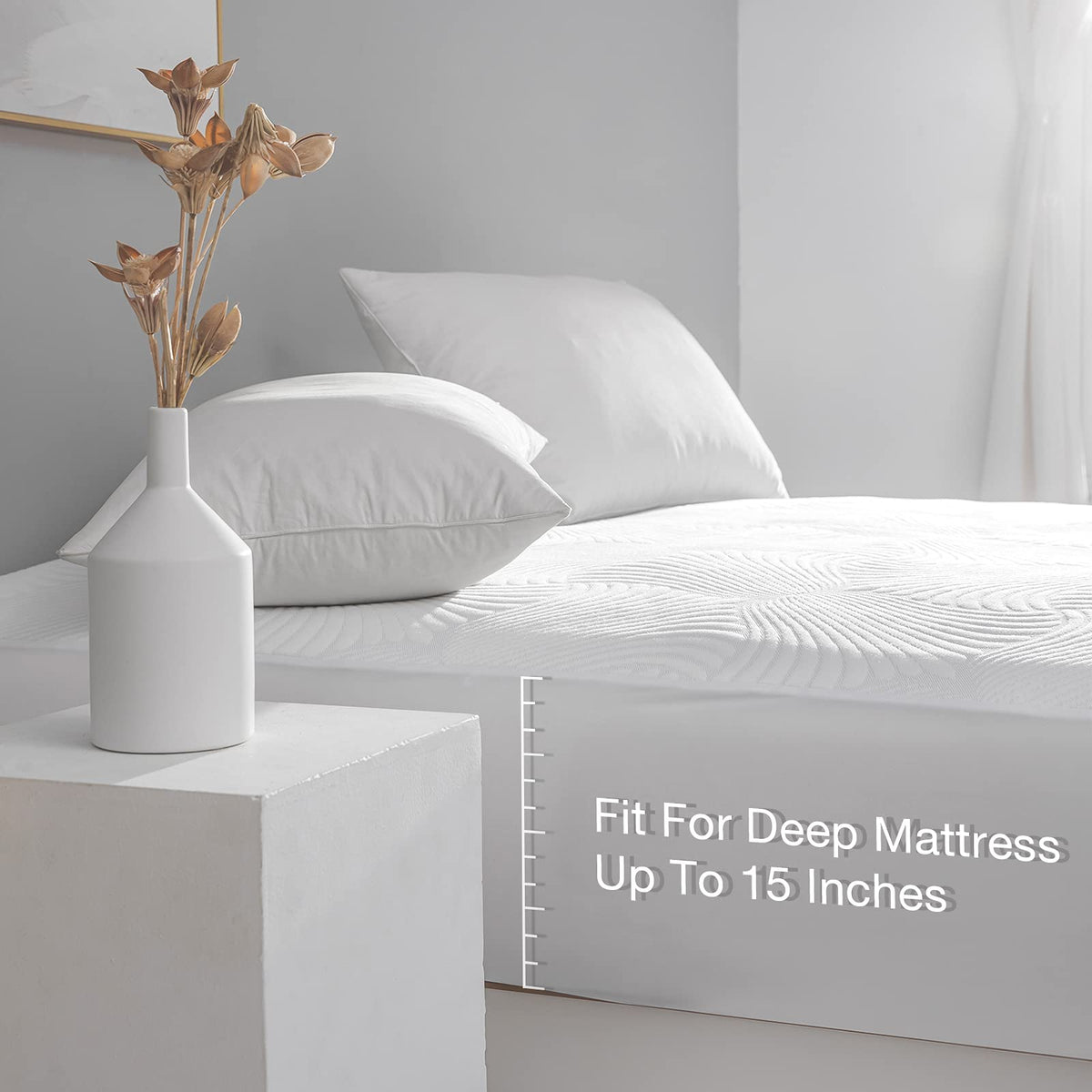 Reaks machine-washable queen-size heated mattress pad for easy care