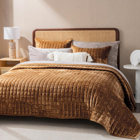 RECYCO Velvet quilt showcasing the channel box stitch design for depth and texture.