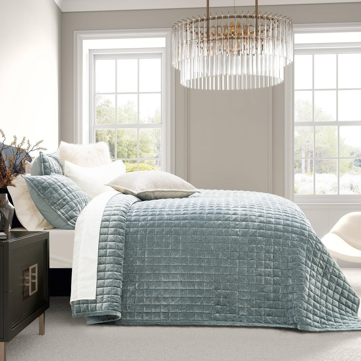 Cozy RECYCO velvet quilt in a bedroom setup with inviting sheen