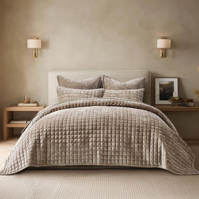 RECYCO luxury velvet quilt texture close-up showing ultra-soft sheen for cozy nights