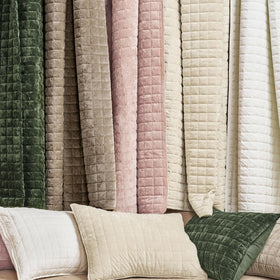 RECYCO No pilling and fading, keeping your bed looking fresh.
