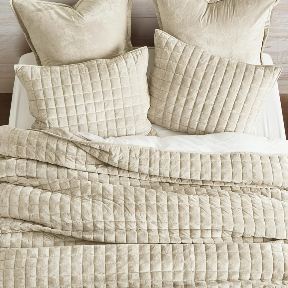 RECYCO beige velvet bedspread with oversized drape potential