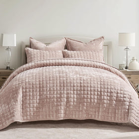 RECYCO rose pink velvet quilt shows rich color and soft texture for cozy nights