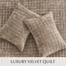 RECYCO Velvet bed set with two shams adds cohesive hotel-inspired style.