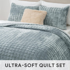 RECYCO velvet quilt with two shams for coordinated bed decor
