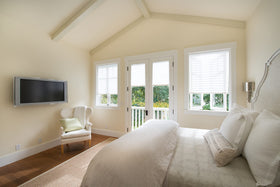 Cordless operation with clips for a clean, child-safe window shade
