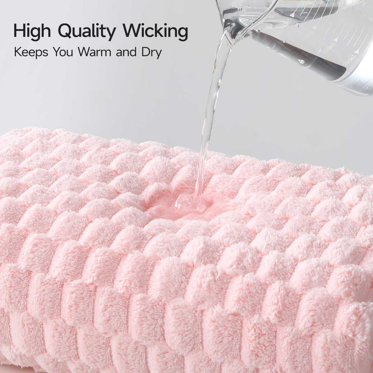 REDKISS travel-ready microfiber towels, lightweight and lint-free for on-the-go use.