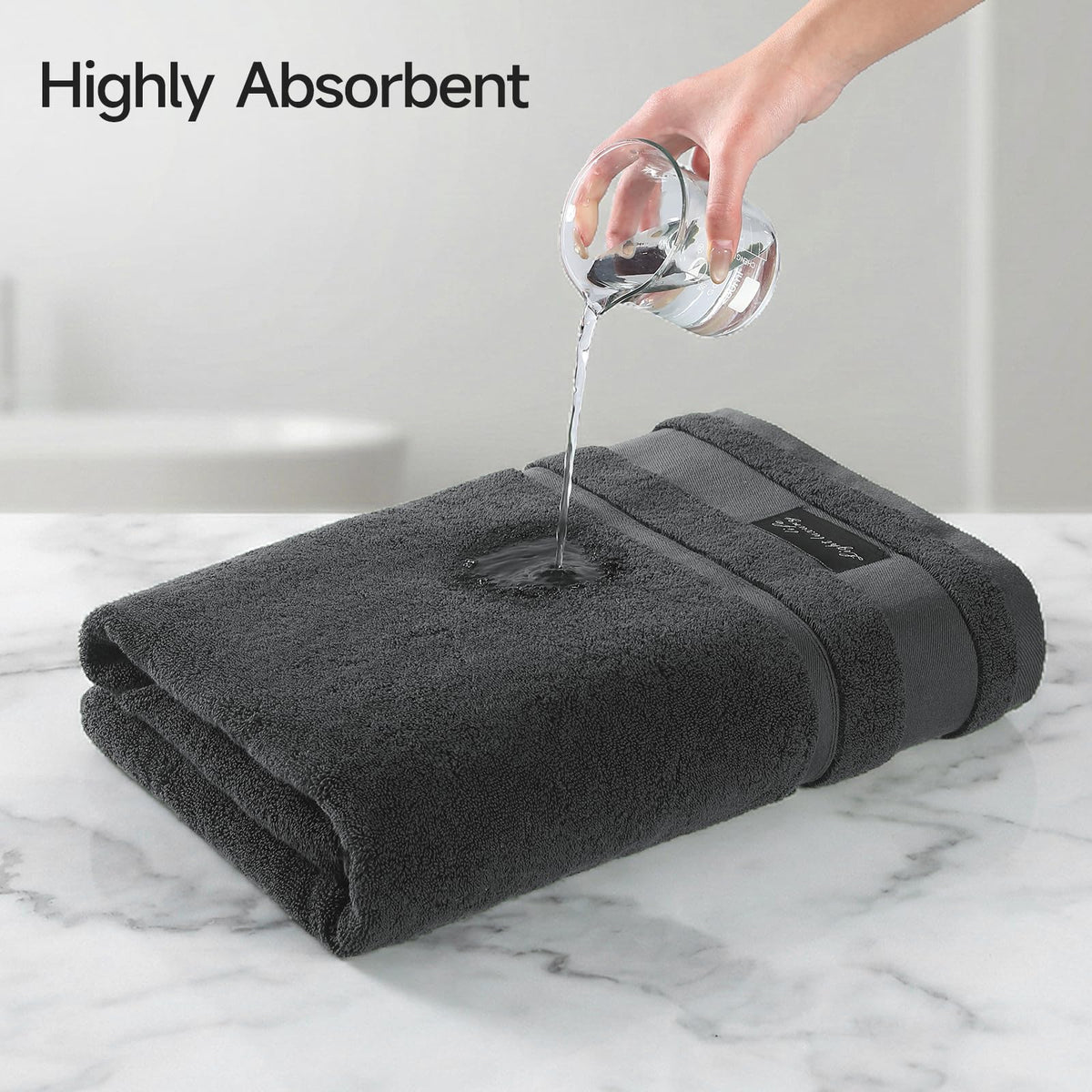 REDKISS lint-free drying towel edge detail emphasizing clean, reliable performance
