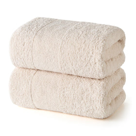 RedKiss Towels extra-large bath towel front view highlights plush softness and wrap-around comfort
