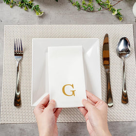 Restaurantware Luxenap 15.75 by 7.87 inch napkin delivers ample table coverage.