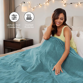 ReyyNio large 62x84 size covers bed or sofa comfortably.
