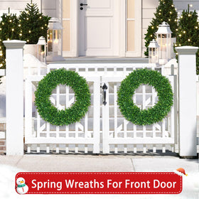 RHTRJ boxwood wreath leaves closeup highlights lifelike texture and depth.