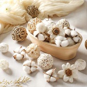 Riceshoot jasmine-scented balls create a calming room ambiance.