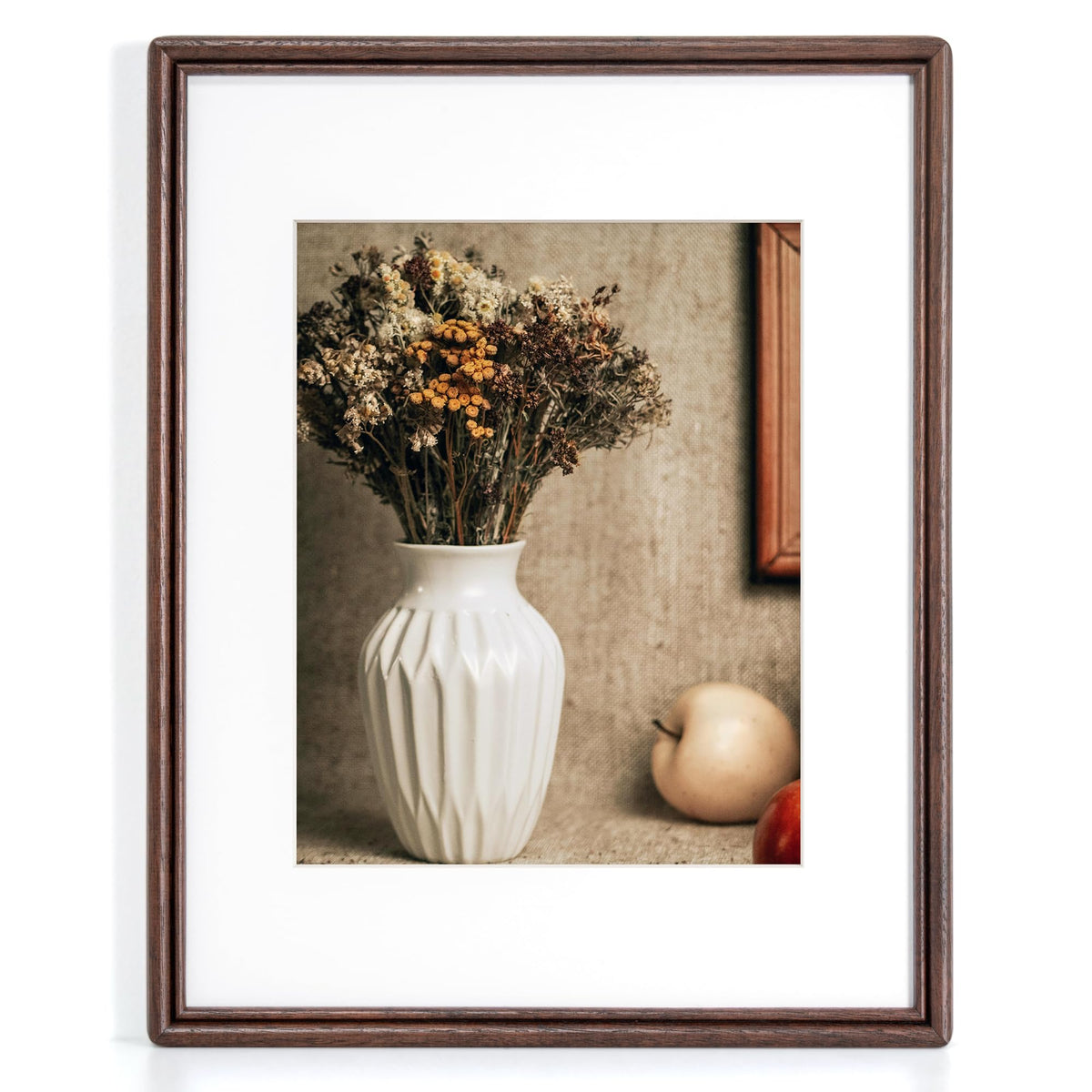 RICHFOCUS 11x14 walnut frame showing natural grain for warm wall displays.