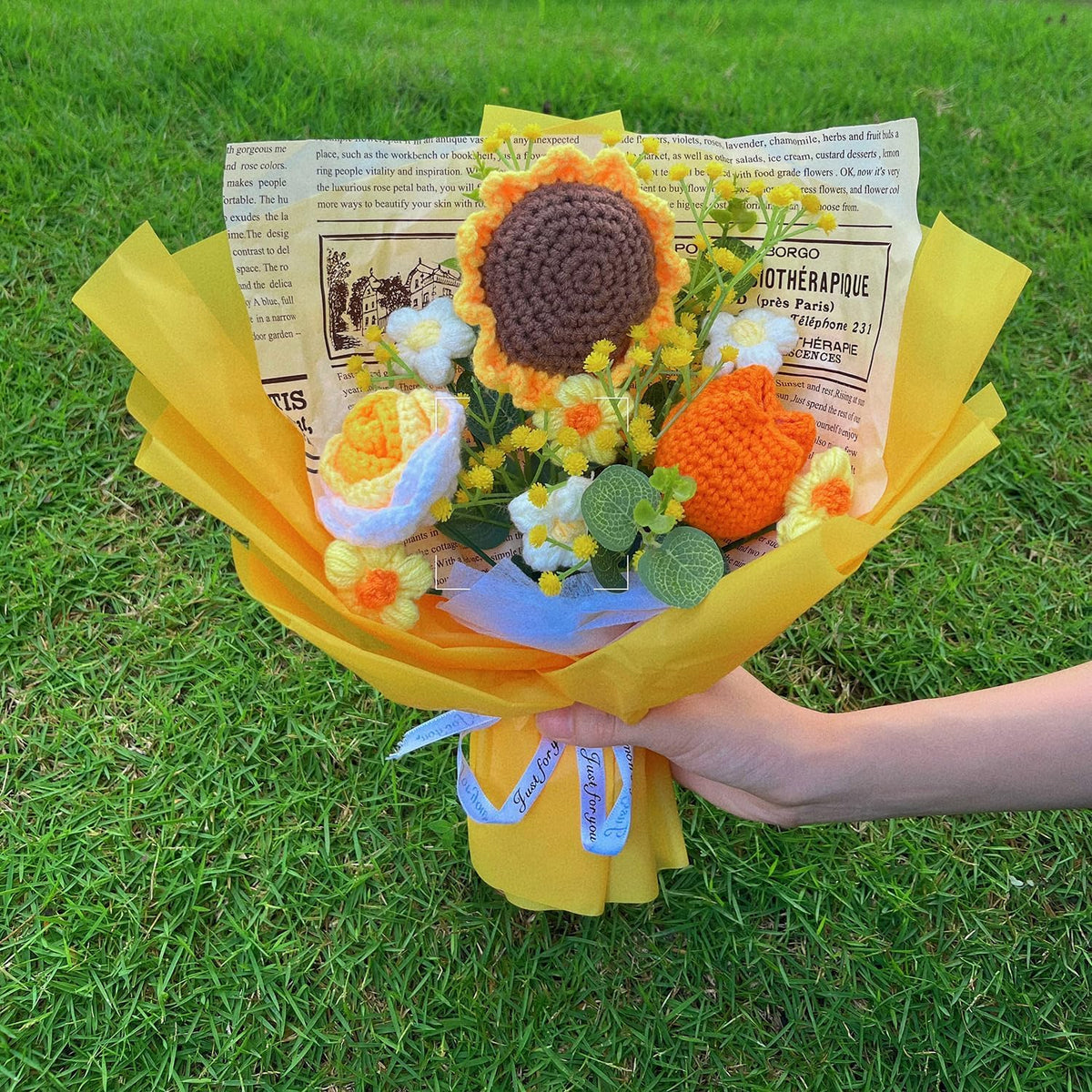 Rimvoe crochet daisies brighten spaces and suit wreaths or crowns.