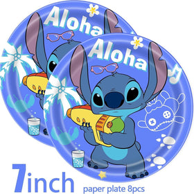 RINSUNCA Stitch napkins for quick tidy-ups during festive moments.