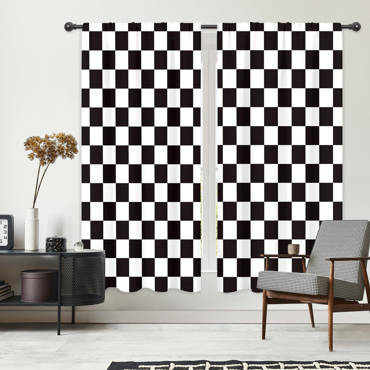 Riyidecor teen room decor adds energetic, vintage-inspired flair.