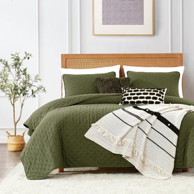 ROARINGWILD Olive Green Cloud quilt closeup texture for soft comfort.