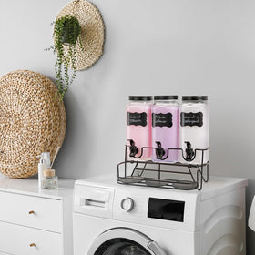 Roetell double-layer shelf keeps detergents and cups neatly organized