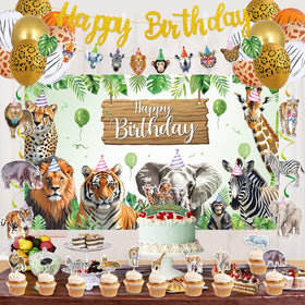 Roetyce wild animals backdrop creates a vivid party scene.