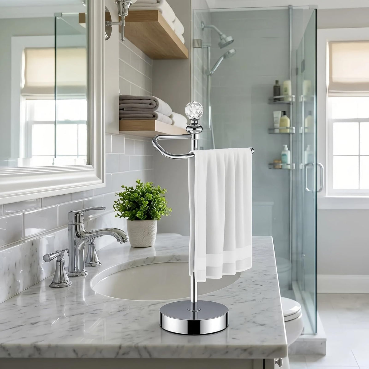 ROLABAM 16.54-inch standing towel rack keeps towels within reach