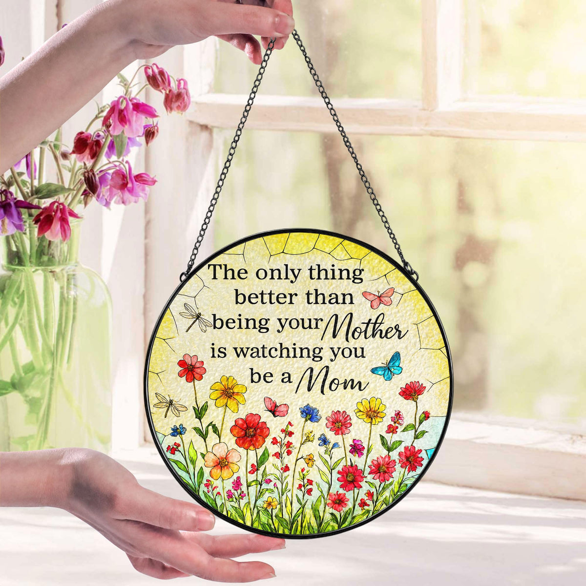 RosaTeeStore 20 cm diameter suncatcher adds elegant decor to any room.