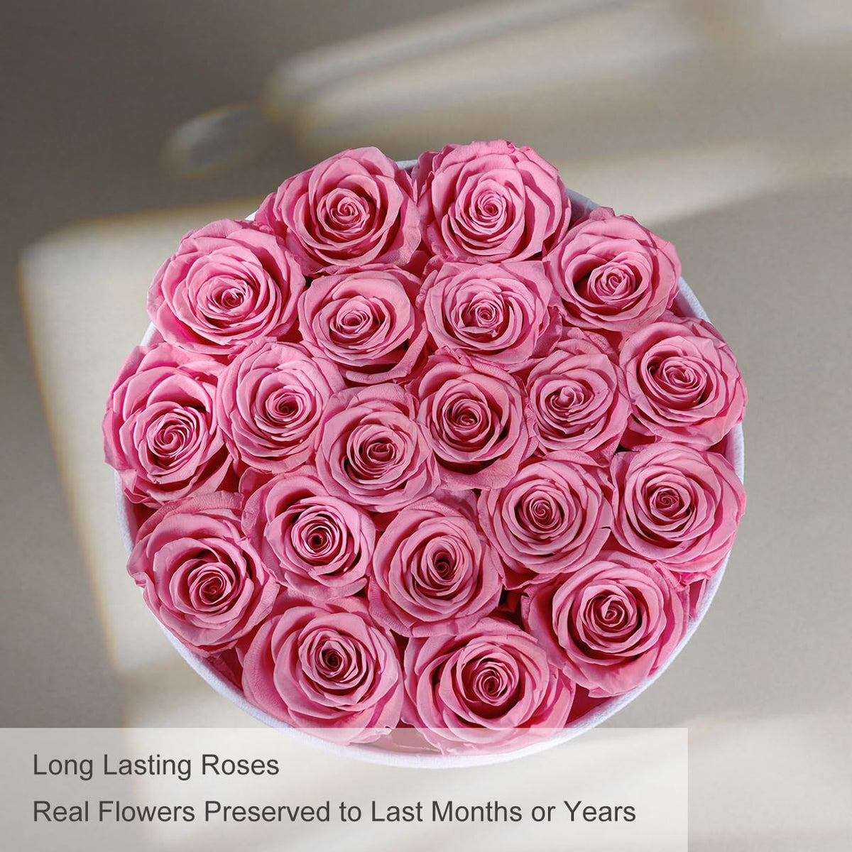 Premium gift for her: Rosemoir preserved roses in a velvet box.