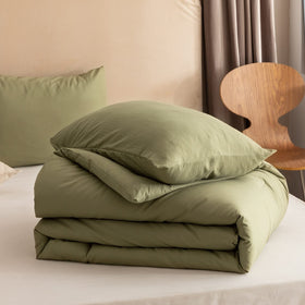 ROSGONIA full-size bed bedding fits standard dorm or teenage beds.