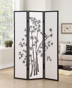 Roundhill Furniture shoji screen in open layout adds privacy and soft ambient light.
