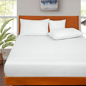 Royale Linens 300TC cotton fitted sheet white breathable fabric helps regulate warmth year round.