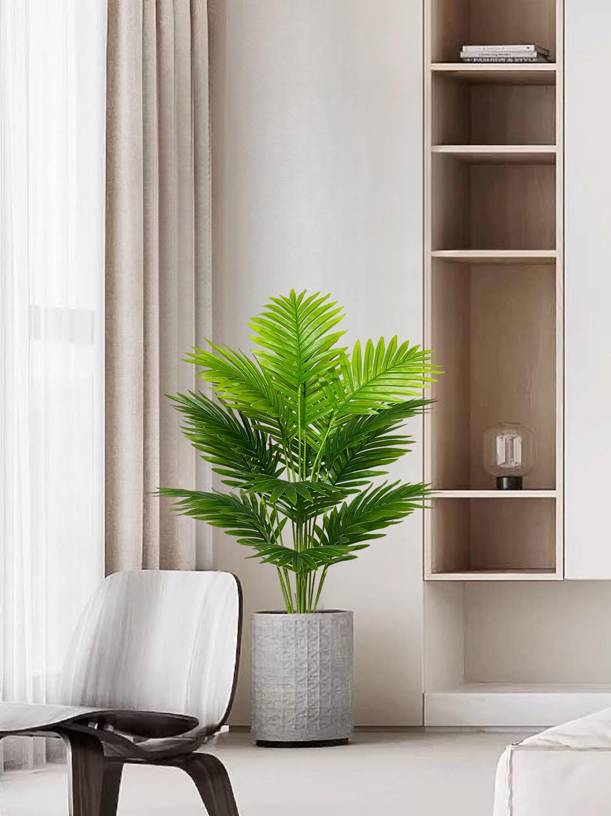 Rozwkeo palm tree in modern pot for sleek interior styling
