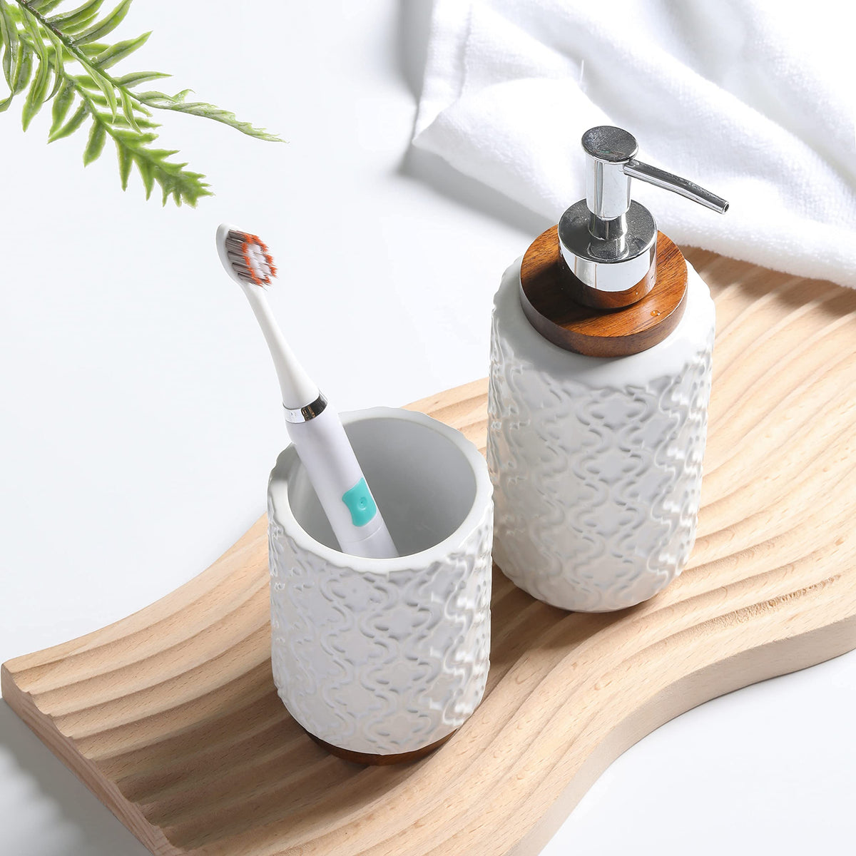 RQYIXI elegant countertop setup showcasing a coordinated bathroom look