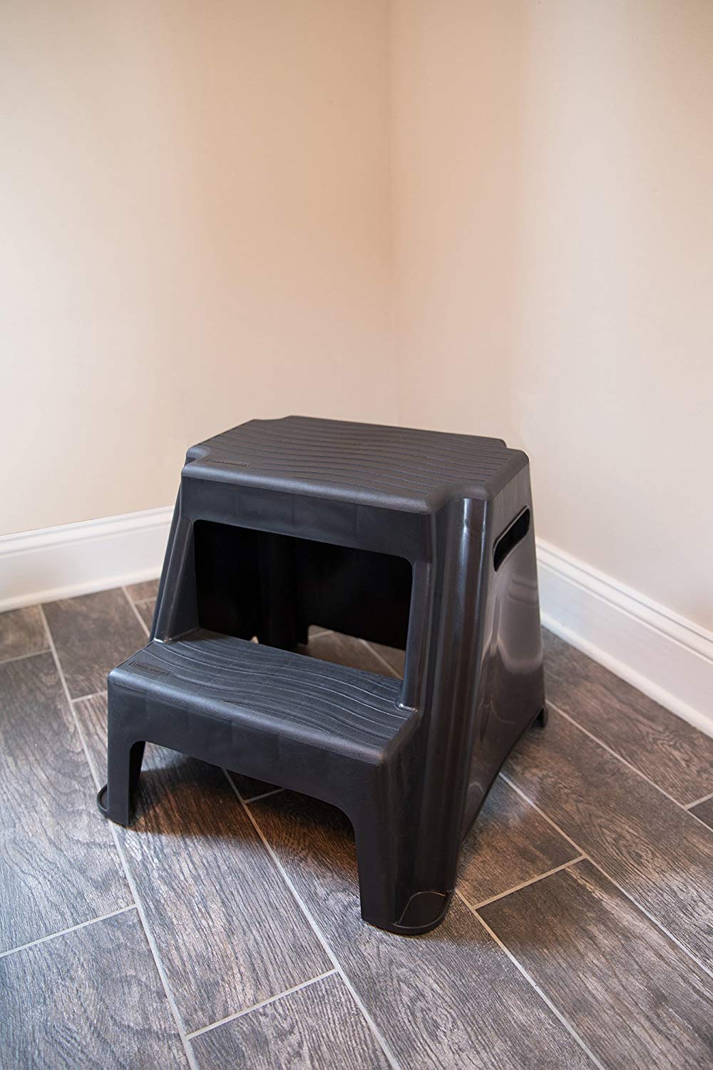 Sturdy 300-pound capacity supports reaching high shelves safely.