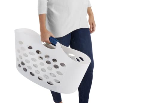 Rubbermaid Flex N Carry laundry basket—handle closeup, sturdy grip for easy carrying.