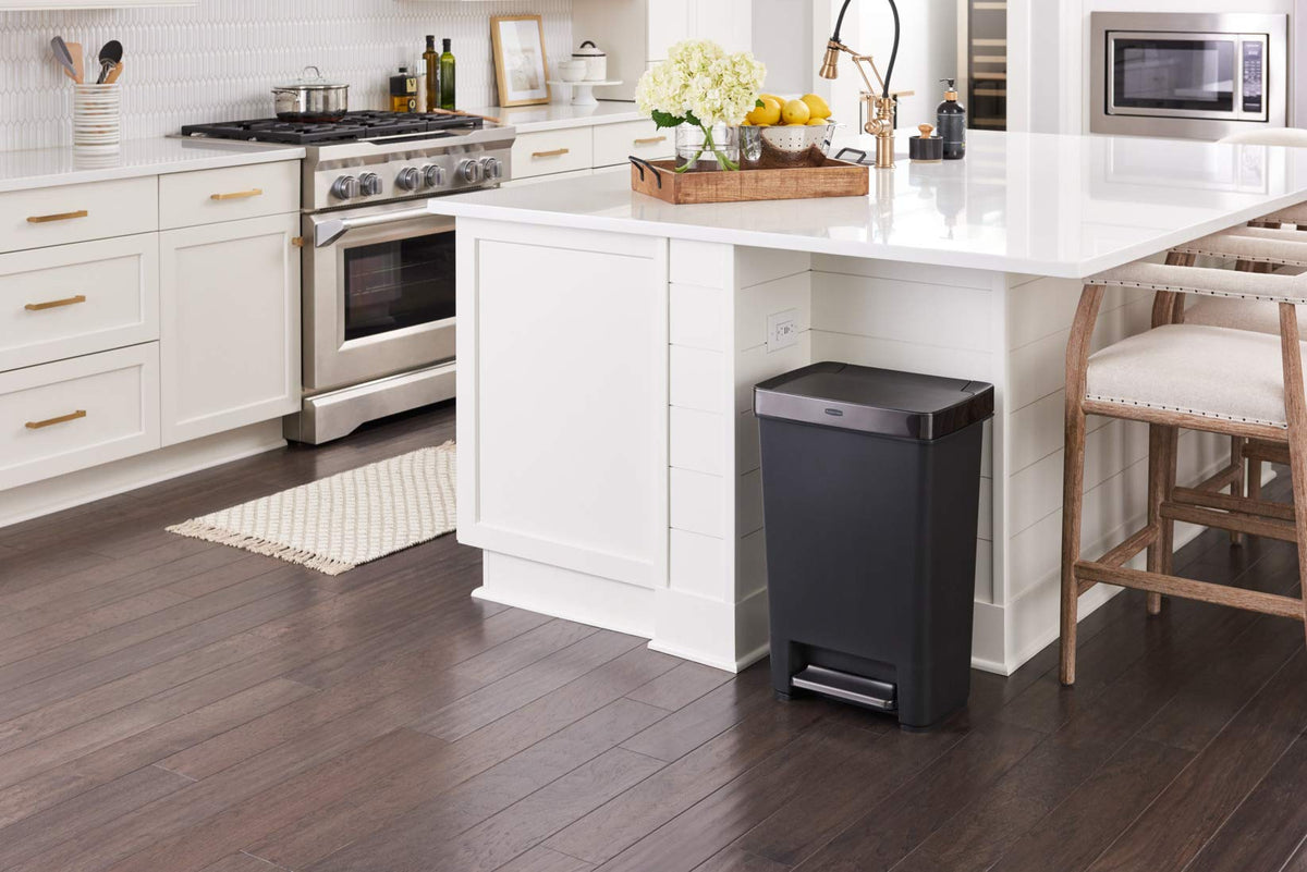 Rubbermaid Premier Series III slow-close lid reduces noise during daily tasks