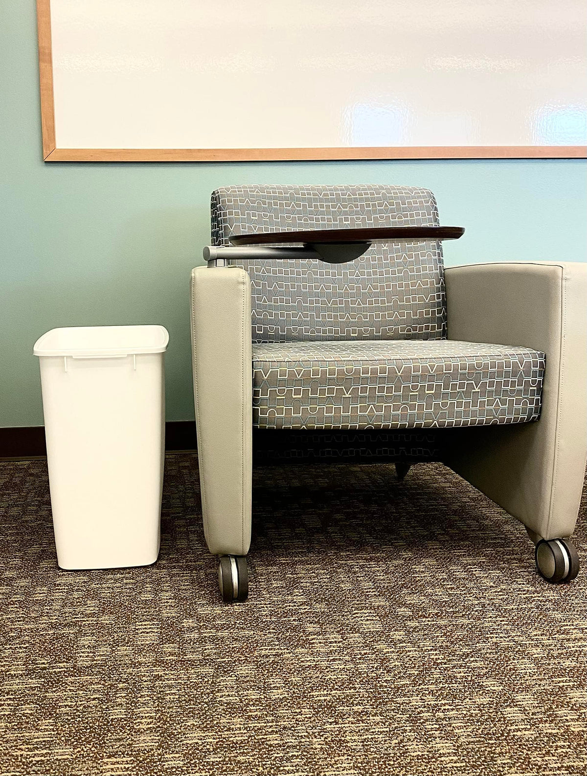 Rubbermaid rectangular design fits tight spaces like cabinets and bathrooms.