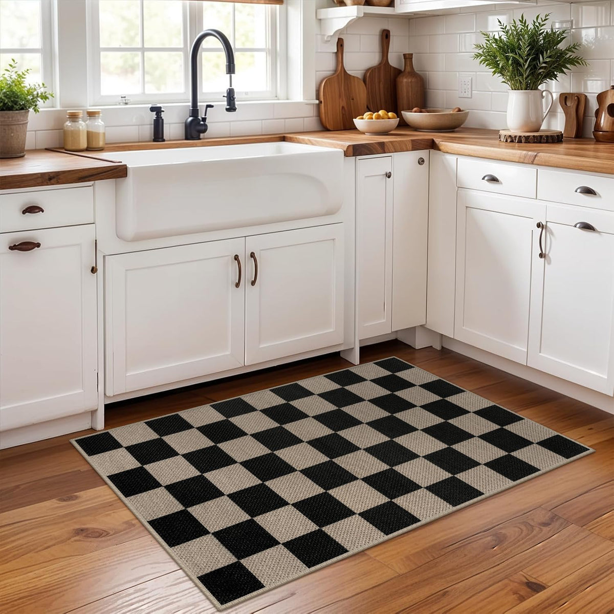 Rugalia entry rug suited for indoor and outdoor spaces.