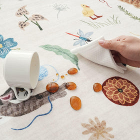 Rugcomf kid and pet-friendly rug withstands busy rooms.
