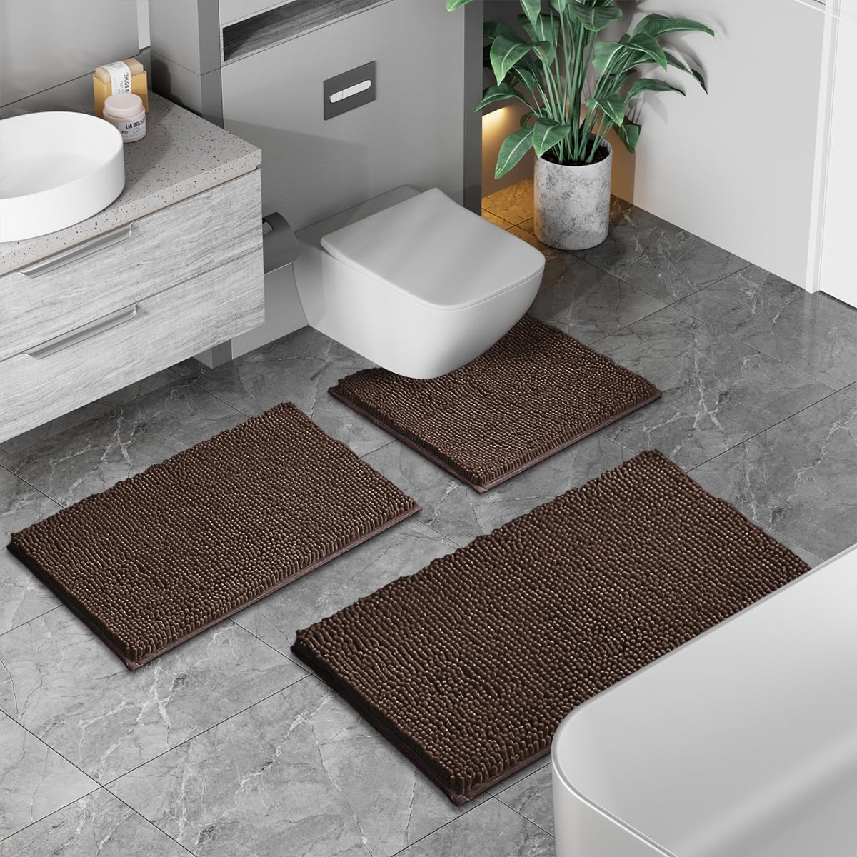 RUN HELIX bath rug set U-shape 20x20 provides non-slip footing on tile floors