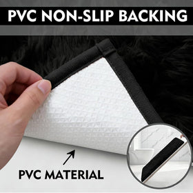 RUN HELIX anti-slip backing keeps the mat firmly in place on wet surfaces.