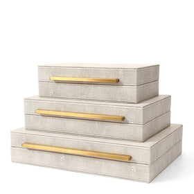 RUNYAO Kingflux large ivory shagreen box on a shelf for jewelry storage