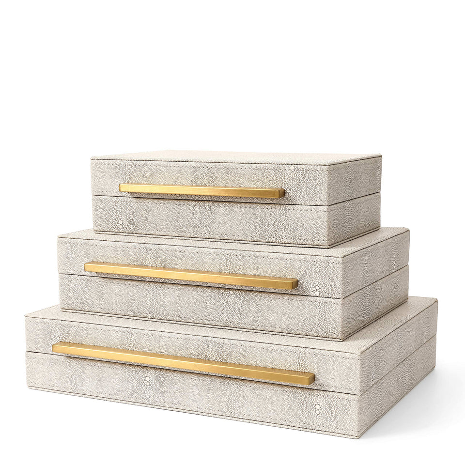 RUNYAO Kingflux large ivory shagreen box on a shelf for jewelry storage