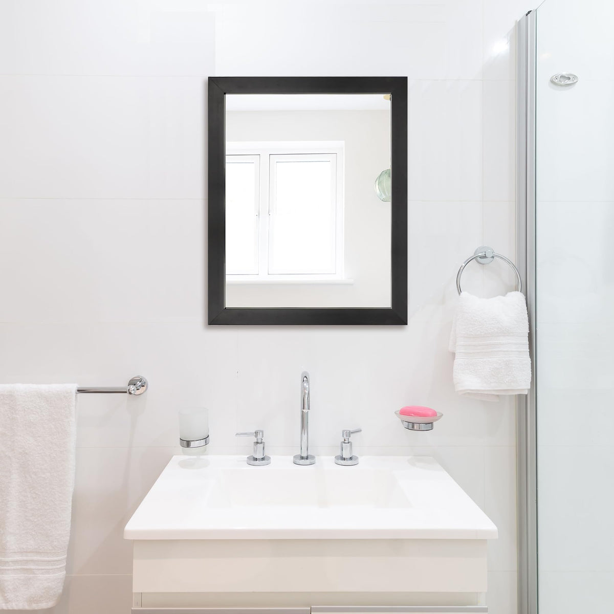 Ruomeng mirror back and stabilizing backing for sturdy wall mounting