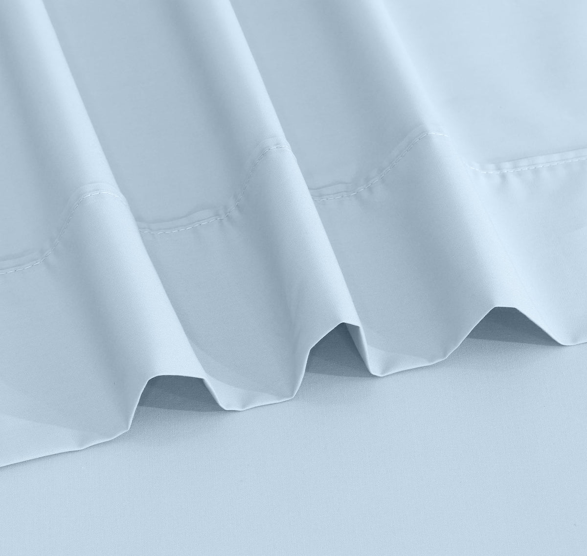 RUVANTI deep pocket in action keeps fitted sheet in place