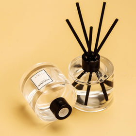 RYANNER decorative diffuser on a shelf elevates space with scent and style.